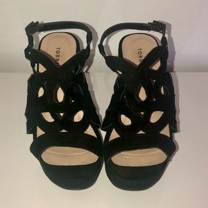 Torrid Faux Suede Scallop Platform Wedge (Size: 9)